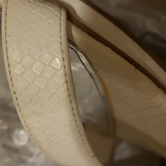 🤍Jennifer Lopez Heels🤍Size 10 - Picture 10 of 13